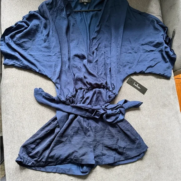 Lulu's Navy Blue Satin Romper— Large— NWT - Picture 3 of 5